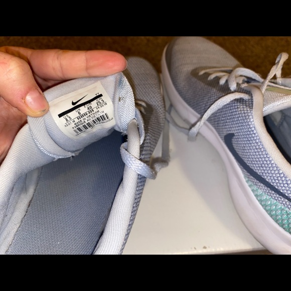 Nike FLEX running shoes dynamic heel design - Picture 4 of 9